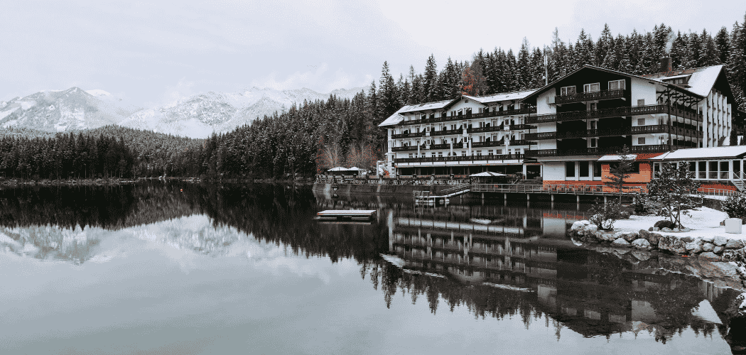 SwiftStay Suites